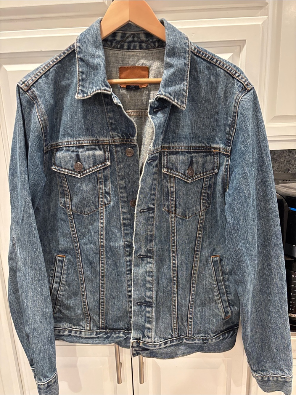 GAP men’s sz m Blue Denim Jacket